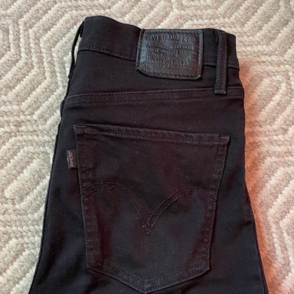 LEVI'S Mile High Crop Flare Black Jeans - Picture 6 of 6